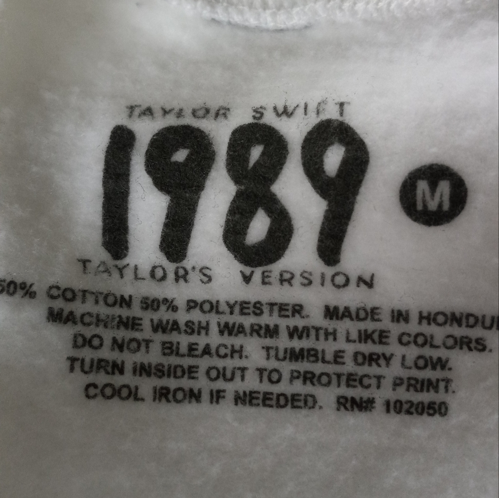 VINTAGE TAYLOR SWIFT TAYLORS VERSION SWEATSHIRT "1989" - Picture 2 of 2